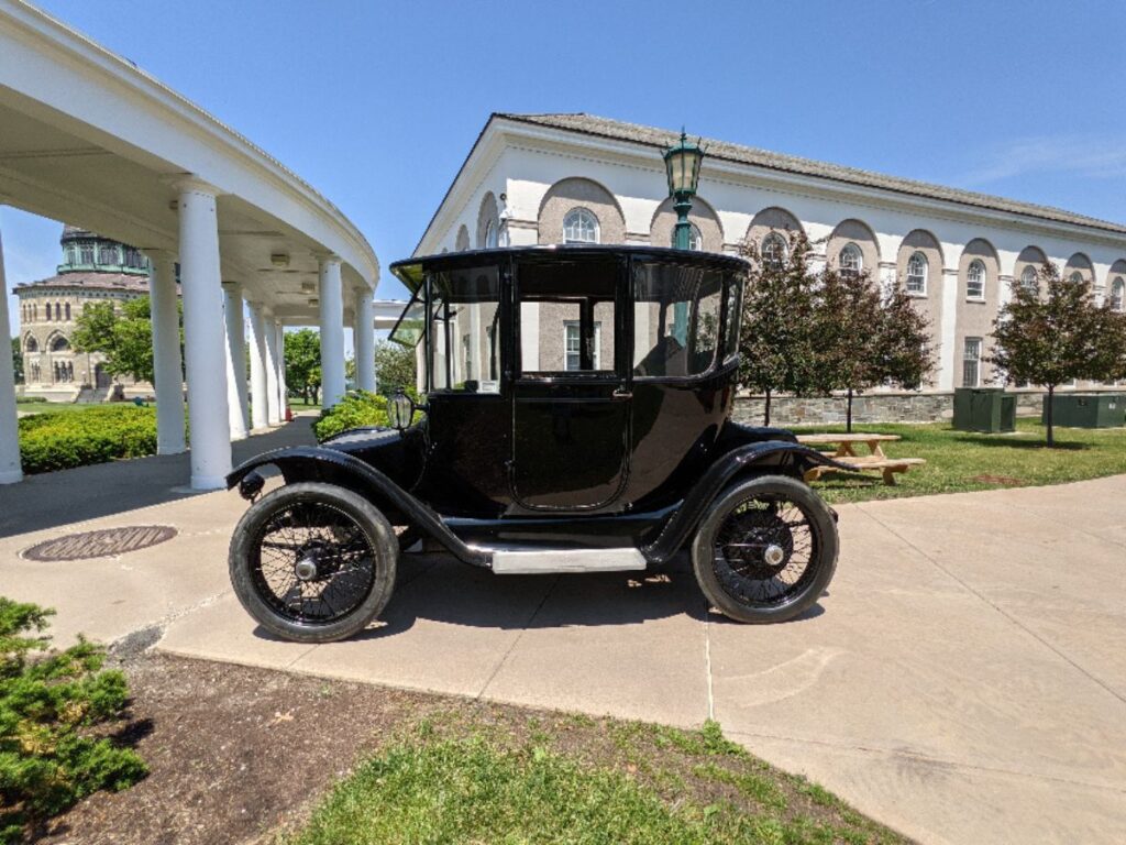 1914 Detroit Electric Car for sale