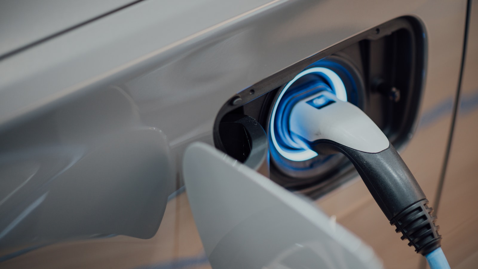 Cost to Charge an Electric Car at Home: Best 2026 Guide