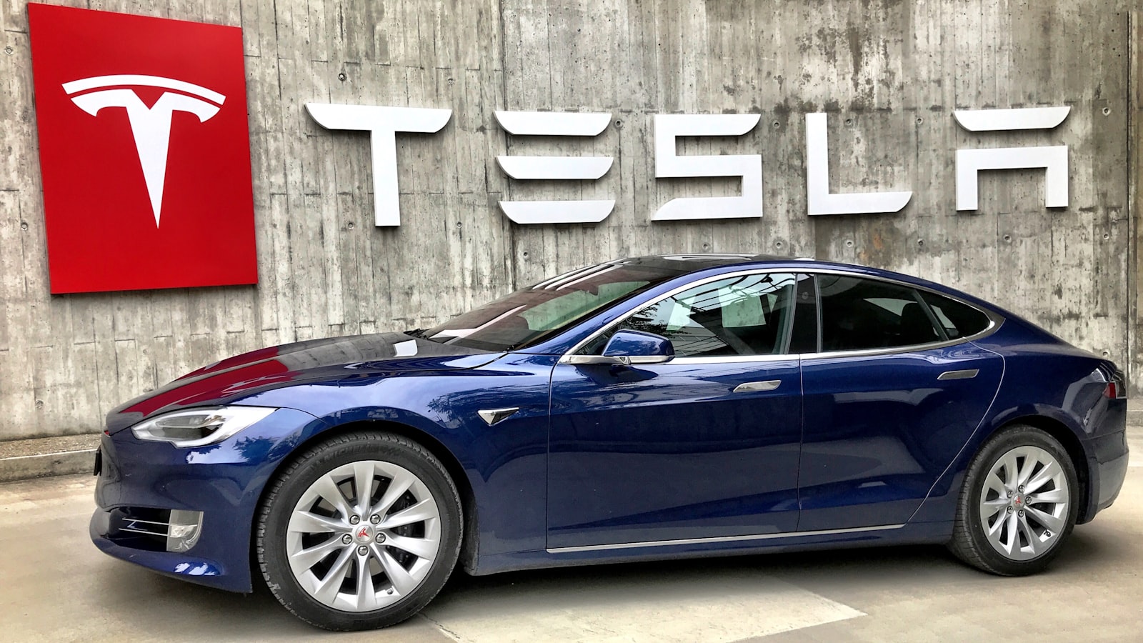 Electric Car Insurance Cost: Best 2026 Guide to EV Rates